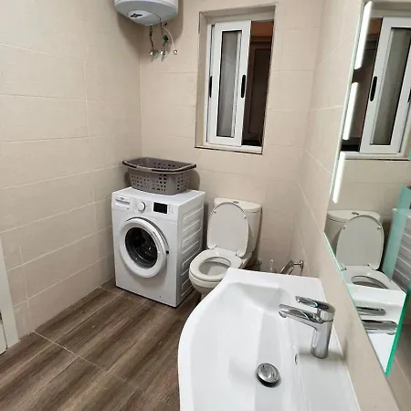 Apartment Bright And Modern 2 Bedroom Pieta