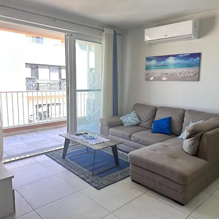 Bright And Modern 2 Bedroom Pieta